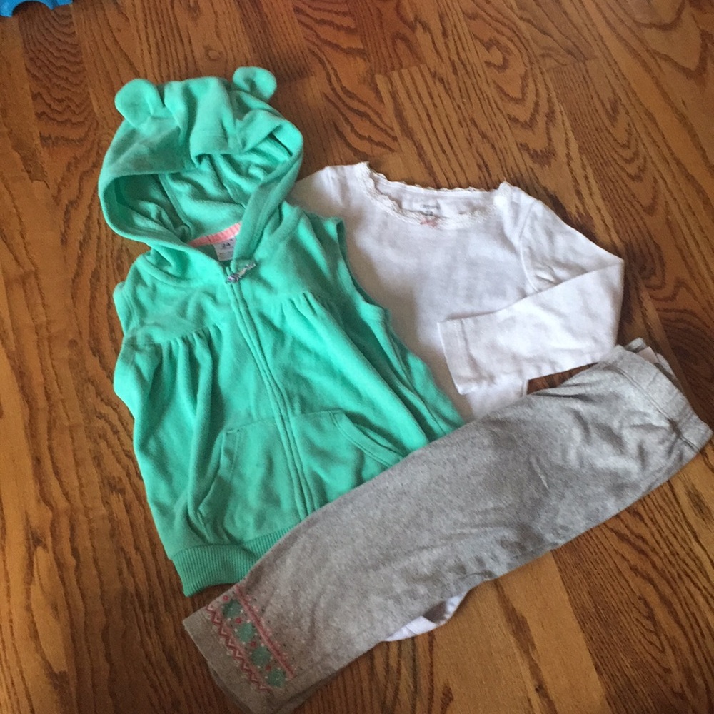 Carter's baby girl fleece vest outfit 24 month